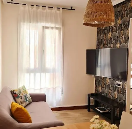 La Casita Verde. Metro Cerca Del Casco Viejo Apartamento *