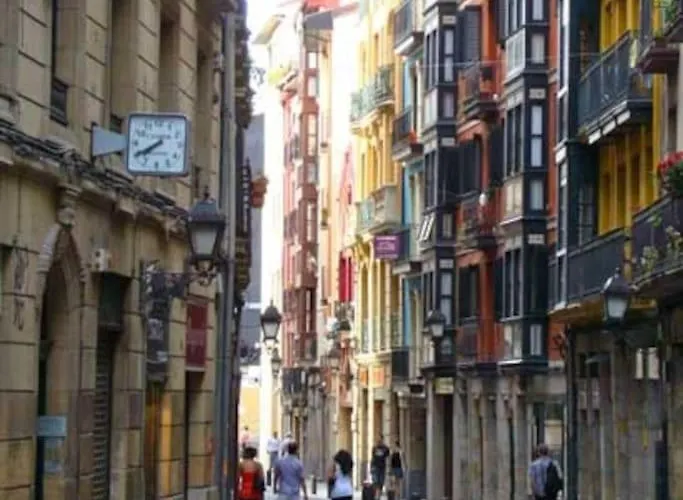 La Casita Verde. Metro Cerca Del Casco Viejo Apartamento *