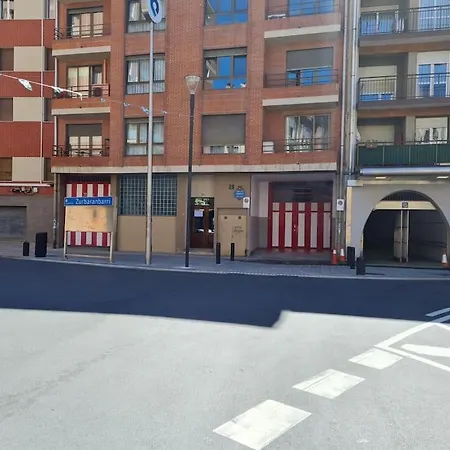 Apartamento La Casita Verde. Metro Cerca Del Casco Viejo