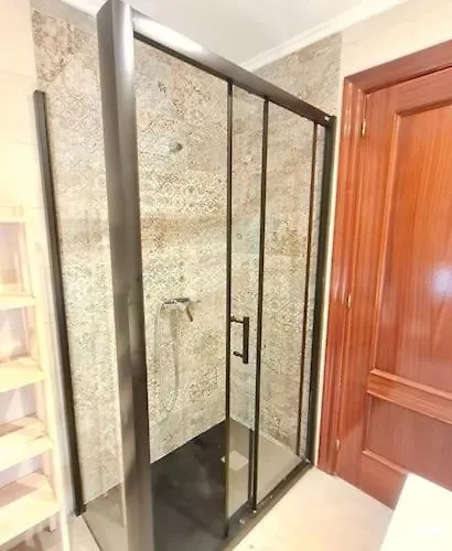 La Casita Verde. Metro Cerca Del Casco Viejo Bilbau