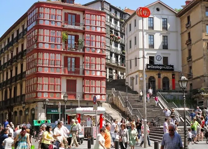 Apartamento La Casita Verde. Metro Cerca Del Casco Viejo Bilbau