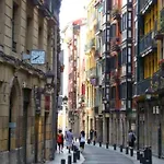 La Casita Verde. Metro Cerca Del Casco Viejo Appartamento *